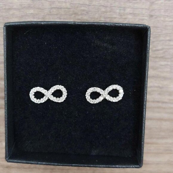 925 Sterling Silver Infinity Stud Earrings - Picture 1 of 6